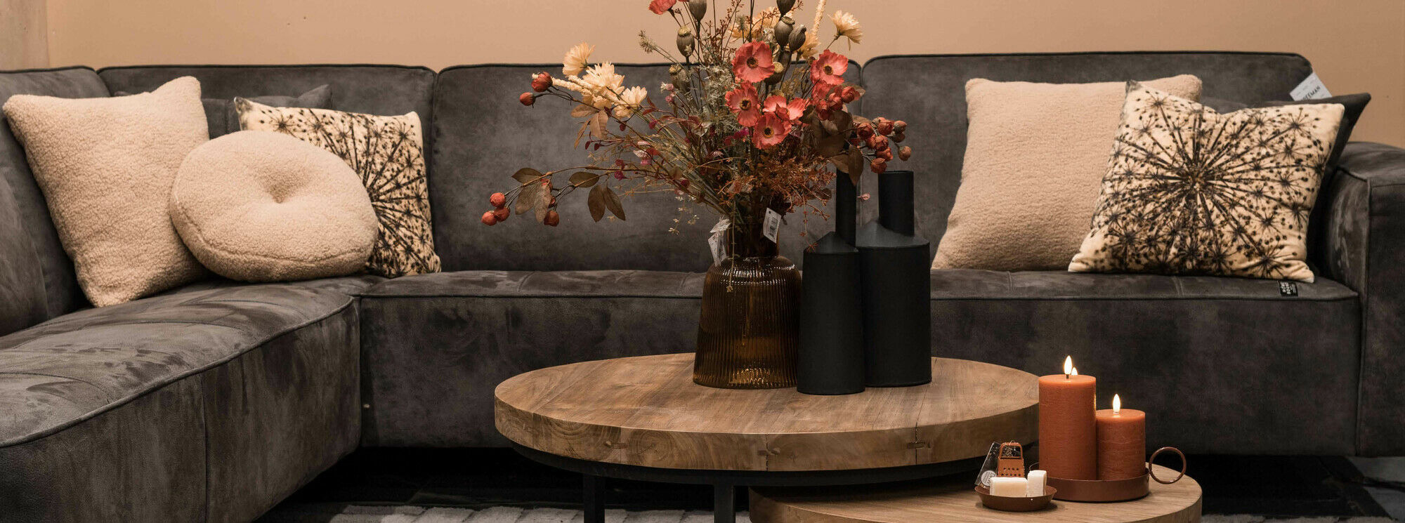 Meubilair Verkoopwinkel 2 Meubilair Verkoopwinkel -Meubilair Verkoopwinkel 1