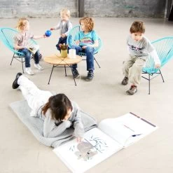 OK-ontwerp - The Acapulco Mini Chair -Meubilair Verkoopwinkel Acapulco Mini Light blue Situation