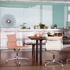 Vitra - Ea 103 Stoel Gecoat Diep Zwart Met Armleuningen, Hopsack Nero (viltglijder) -Meubilair Verkoopwinkel Aluminium Chair EA 101 104 Ambiente 2