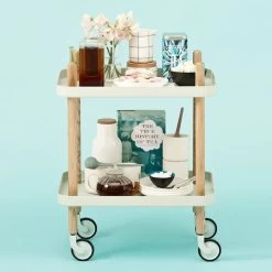 Normann Copenhagen - Block Tafelwagen -Meubilair Verkoopwinkel Beistellwagen mit Tea Egg