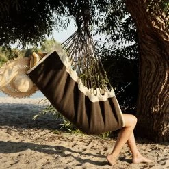 Broste Copenhagen - Paloma Hangstoel, Groen -Meubilair Verkoopwinkel Broste Copenhagen Paloma Haengestuhl Situation 1