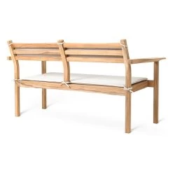 Carl Hansen - AH701 Steun Voor Tuinbank -Meubilair Verkoopwinkel Carl Hansen AH701 Gartenbank Teak unbehandelt Rueckseite mit Auflage