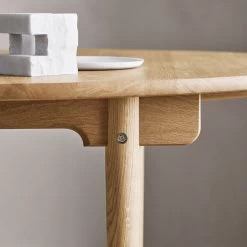 Carl Hansen - CH338 Uitschuifbare Eettafel 20 Carl Hansen - CH338 Uitschuifbare Eettafel -Meubilair Verkoopwinkel Carl Hansen CH338 ausziehbarer Esstisch 200 x 115 cm Eiche geoelt Detail