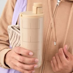 Design Letters - Sports Life Drinkfles -Meubilair Verkoopwinkel Design Letters Sports life Trinkflasche Ambiente 4