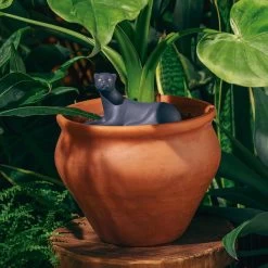 Doiy - Jangal Zelf-irrigatiesysteem 9 Doiy - Jangal Zelf-irrigatiesysteem -Meubilair Verkoopwinkel Doiy Jangal Panther Selbstbewaesserungssystem dunkelblau Situation 1