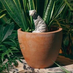 Doiy - Jangal Zelf-irrigatiesysteem 8 Doiy - Jangal Zelf-irrigatiesysteem -Meubilair Verkoopwinkel Doiy Jangal Tiger Selbstbewaesserungssystem weiss Situation 1