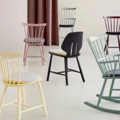 FDB Møbler - J46 Stoel -Meubilair Verkoopwinkel FDB Mobler J46 Stuhl J52G Schaukelstuhl Situation