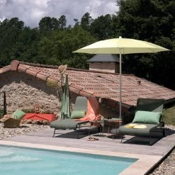 Fermob - Shadoo Parasol -Meubilair Verkoopwinkel Fermob Shadoo Dune Cocotte Acchroche Pool Ambiente 04
