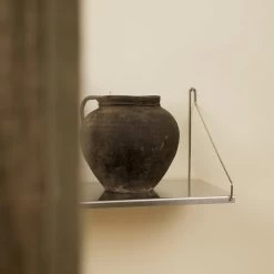 Frama - Shelf Wandplank Roestvrij Staal 7 Frama - Shelf Wandplank Roestvrij Staal -Meubilair Verkoopwinkel Frama Shelf Wandregal Edelstahl Ambiente 1