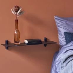 Gejst - Nivo Wandplank 36 Gejst - Nivo Wandplank -Meubilair Verkoopwinkel Gejst Nivo Wandregal G Esche schwarz Ambiente