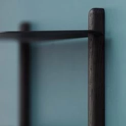 Gejst - Nivo Wandplank 29 Gejst - Nivo Wandplank -Meubilair Verkoopwinkel Gejst Nivo Wandregal schwarz Detail 1