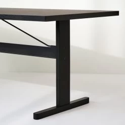 Hay - Passarelle Eettafel -Meubilair Verkoopwinkel HAY Passerelle Esstisch schwarz Detail