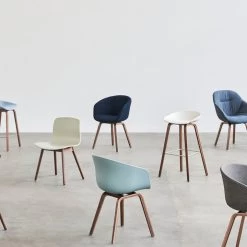 Hay - About A Chair AAC 12 -Meubilair Verkoopwinkel Hay AAC AAS Walnut Ambiente 2