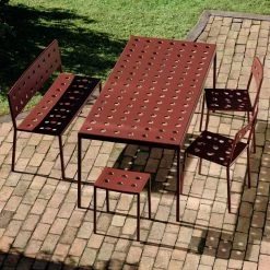 Hay - Balcony Kruk -Meubilair Verkoopwinkel Hay Balcony Hocker iron red Situation 2