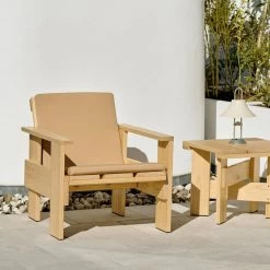 Hay - Opvouwbaar Kussen Voor Crate Lounge Chair, L 103 Cm, Antraciet -Meubilair Verkoopwinkel Hay Folding Cushion fuer Crate Lounge Chair L 103 cm beige Situation