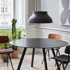 Hay - Copenhague CPH25 Eettafel (rond) 12 Hay - Copenhague CPH25 Eettafel (rond) -Meubilair Verkoopwinkel Hay PC Pendant L soft black CPH25 Round black Result Chair uph Ambiente