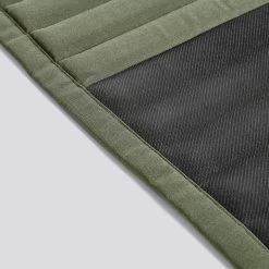 Hay - Palissade Gewatteerd Kussen Voor Hoge Loungestoel -Meubilair Verkoopwinkel Hay Palissade Quilted Cushion olive Rueckseite Detail 2