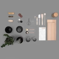 Hay - Bloempot Met Schotel -Meubilair Verkoopwinkel Hay verschiedene Artikel Ambientebild 1