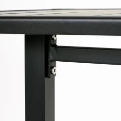 House Doctor - Helo Outdoor Tafel -Meubilair Verkoopwinkel House Doctor Helo Outdoor Tisch 120 cm schwarz Detail Ambiente2