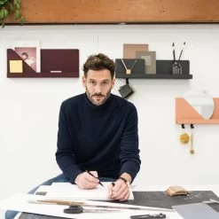 Muuto - Folded Shelve, Medium -Meubilair Verkoopwinkel JVH 1 Low res