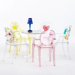 Kartell - Tip Top Kindertafel, Dinosaurus 10 Kartell - Tip Top Kindertafel, Dinosaurus -Meubilair Verkoopwinkel Kartell Lou Lou Ghost Kinderstuhl transparent Ambiente family2 1