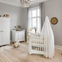 Classic Leander - Luifel Voor Babybedje -Meubilair Verkoopwinkel Leander Junior Erweiterungsset Classic Babybett weiss Ambiente 3