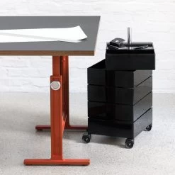 Magis - 360° Houder -Meubilair Verkoopwinkel Magis 360 Container 5 Faecher schwarz Ambiente