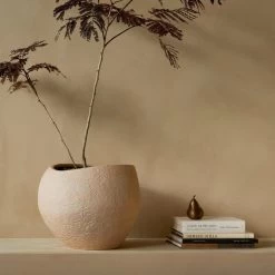 Audo - Plantas Plantenpot -Meubilair Verkoopwinkel Menu Plantas Pflanzentopf elfenbein Situation 2