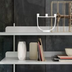 Muuto - Stel Rekkensysteem Samen (Config. 4), Zwart -Meubilair Verkoopwinkel Muuto Compile Shelving System grau Buecherregal Dekoration Ambiente
