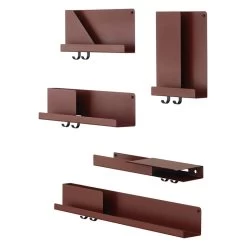 Muuto - Folded Shelve, Small -Meubilair Verkoopwinkel Muuto Folded Shelves Platform deep red Family frei