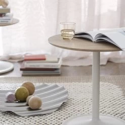 Muuto - Soft Bijzettafel -Meubilair Verkoopwinkel Muuto Soft Beistelltisch Eiche off white Ambiente 01
