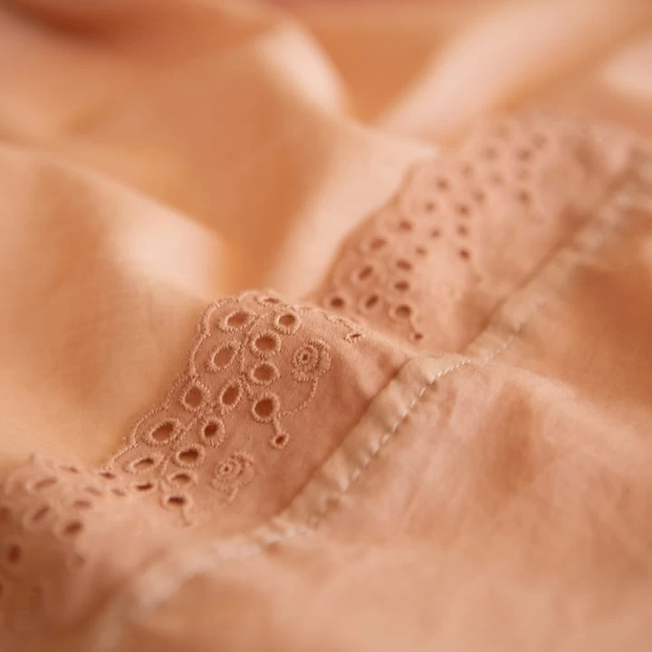 Nobodinoz - Vera Junior Bed Home, 140 X 70 Cm, Sienna Brown 4 Nobodinoz - Vera Junior Bed Home, 140 X 70 Cm, Sienna Brown - Afbeelding 4