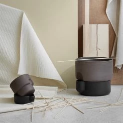 Northern - Oasis Plant Pot 19 Northern - Oasis Plant Pot -Meubilair Verkoopwinkel Northern Oasis Pflanztopf D 15 cm D 27 5 schwarz Situation Studio