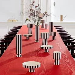 OYOY - Toppu Plantenbak 8 OYOY - Toppu Plantenbak -Meubilair Verkoopwinkel OYOY Toppu Gruppe schwarz weiss Situation