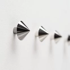 Opinion Ciatti - Borchia Muurhaken, Nikkel (set Van 2) 5 Opinion Ciatti - Borchia Muurhaken, Nikkel (set Van 2) -Meubilair Verkoopwinkel Opinion Ciatti Borchia Wandhaken Ambiente 2