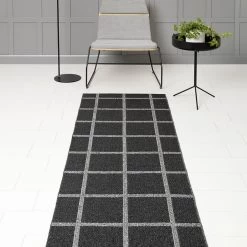 Pappelina - Ada Tapijt (70 Cm) 5 Pappelina - Ada Tapijt (70 Cm) -Meubilair Verkoopwinkel Pappelina Ada Teppich Ambiente schwarz