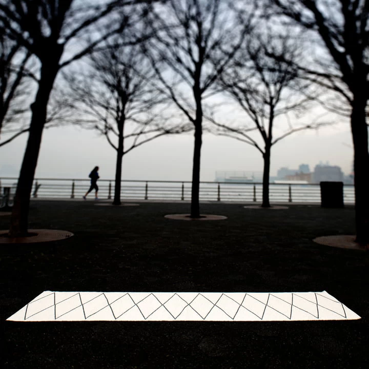 Pappelina - Max. Omkeerbaar Tapijt (70 Cm) 3 Pappelina - Max. Omkeerbaar Tapijt (70 Cm) - Afbeelding 3