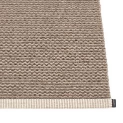 Pappelina - Mono Tapijt (60 Cm) -Meubilair Verkoopwinkel Pappelina Mono Teppich dark mud mud detail frei