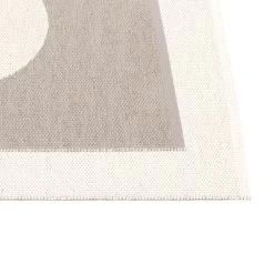 Pappelina - Vera Omkeerbaar Vloerkleed (70 Cm) 12 Pappelina - Vera Omkeerbaar Vloerkleed (70 Cm) -Meubilair Verkoopwinkel Pappelina Vera Small One Teppich detail mud vanilla frei