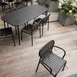 Petite Friture - Week-End Tafel -Meubilair Verkoopwinkel Petit Friture week end armchair coffee table black Dachterasse 01 Ambiente