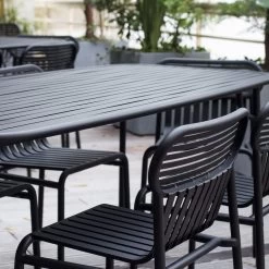 Petite Friture - Week-End Tafel -Meubilair Verkoopwinkel Petit Friture week end armchair coffee table black Dachterasse nah Ambiente