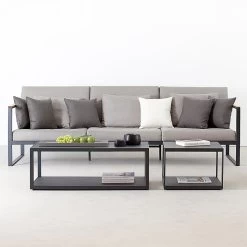 Röshults - Garden Easy Tabel -Meubilair Verkoopwinkel Roeshults Garden Easy 3 Sitzer Sofa anthrazit nature grey frontal Situation