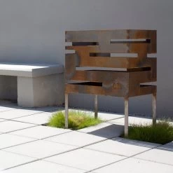 Röshults - Urban Brandweerwagen -Meubilair Verkoopwinkel Roeshults Urban Feuerkorb ambiente 4