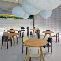 Vitra - Guéridon Eettafel -Meubilair Verkoopwinkel Standard Stuhl Gruppe Ambiente 3