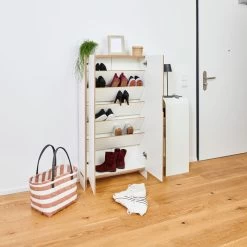 Tojo - Flachmann-schoenenkast 11 Tojo - Flachmann-schoenenkast -Meubilair Verkoopwinkel Tojo flachmann Schuhschrank klein stehend weiss Ambiente 1
