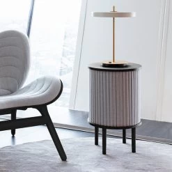 Umage - Audacious Bijzettafel -Meubilair Verkoopwinkel Umage Audacious Beistelltisch mit USB Anschluss Eiche schwarz silver Ambiente