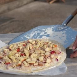 Weltevree - Pizza Schop, Aluminium / Dennenhout 7 Weltevree - Pizza Schop, Aluminium / Dennenhout -Meubilair Verkoopwinkel Weltevree Pizzaschaufel Aluminium Pinie Ambiente 3