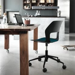 Wilkhahn - Occo SC Bureaustoel -Meubilair Verkoopwinkel Wilkhahn Occo SC Drehstuhl schwarz Ambiente 1 1