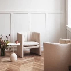 &Tradition & Tradition - Lato Bijzettafel -Meubilair Verkoopwinkel andTradition Lato Beistelltisch Loafer Sessel Ambiente 1