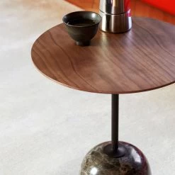 &Tradition & Tradition - Lato Bijzettafel -Meubilair Verkoopwinkel andTradition Lato Beistelltisch Walnuss Emparador Marmor Situation 3